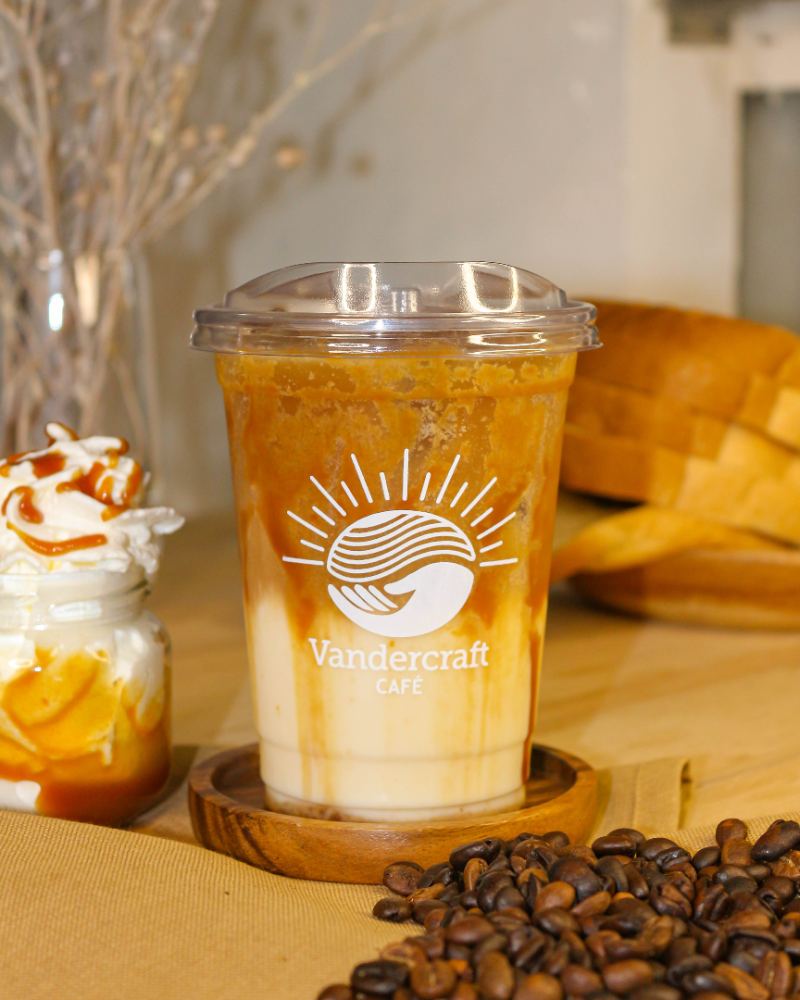 Iced Caramel Macchiato