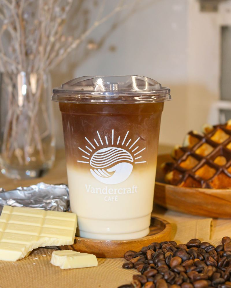 Iced White Choco Mocha